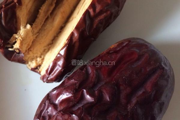 核桃枣糕的做法图解1
