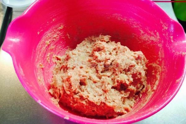 豆奶汉堡牛肉饼的做法图解4