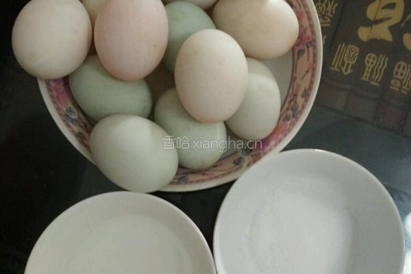 自制咸鸭蛋的做法图解1