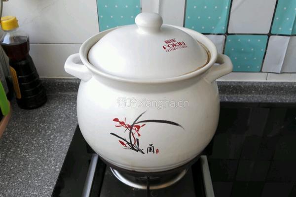 茶树菇炖柴鸡的做法图解7