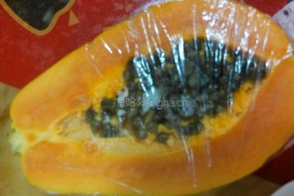 蜂蜜木瓜的做法图解1