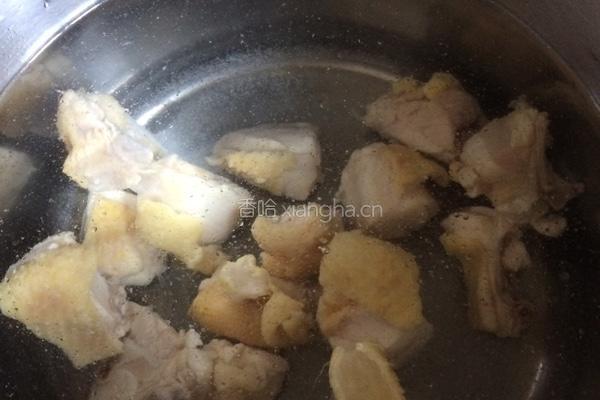 何首乌茯苓鸡汤的做法图解3