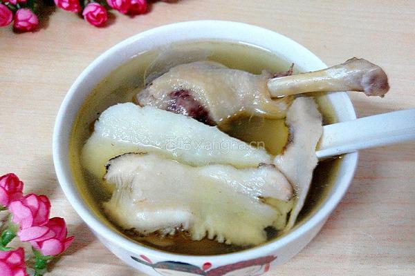 当归红枣煲鸭汤的做法图解7