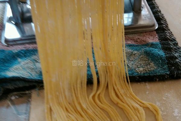 香椿鸡蛋面的做法图解7