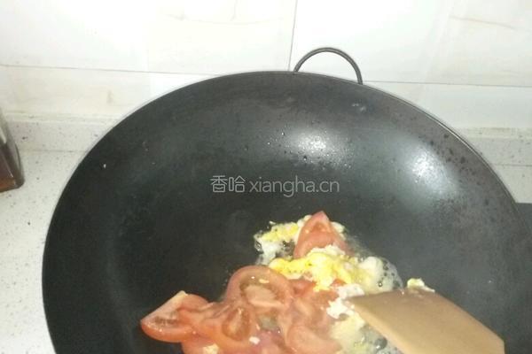番茄鸡蛋面的做法图解2