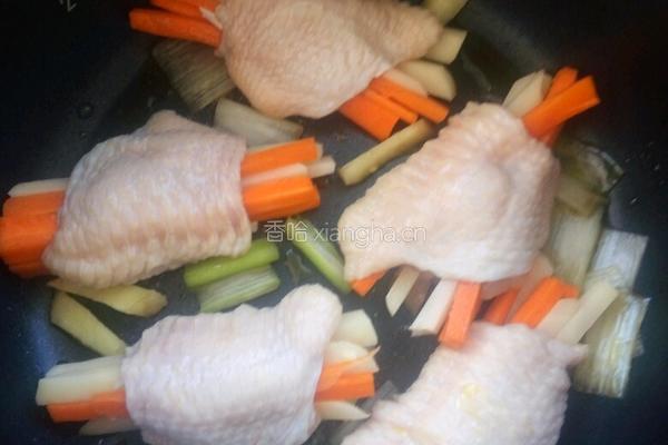 电饭煲蔬菜鸡翅的做法图解4