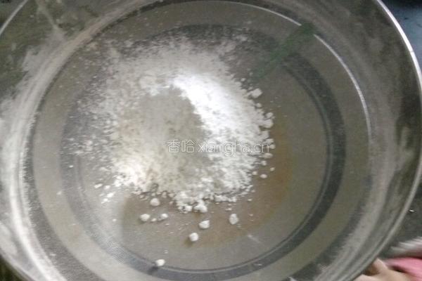 电饭煲蛋糕的做法图解3