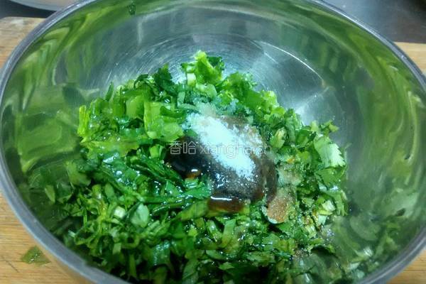 菠菜汤面条的做法图解3