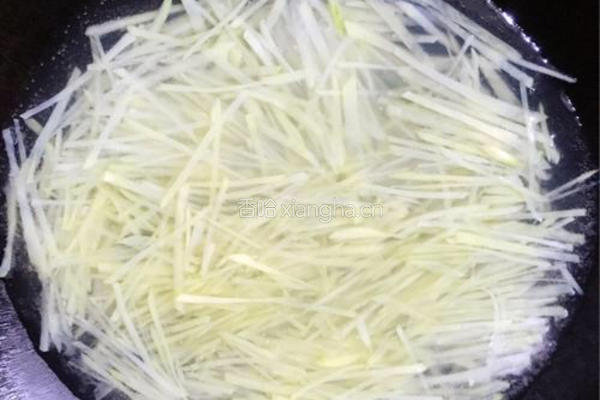 凉拌土豆丝的做法图解2