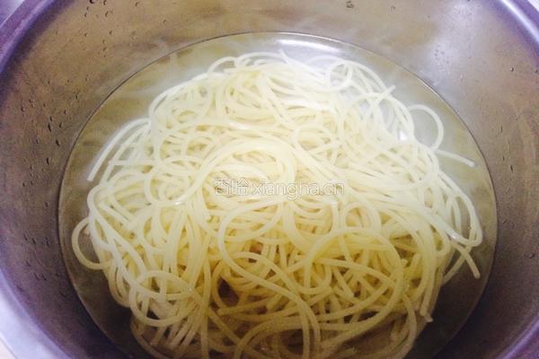 黑胡椒意大利面（简单版）的做法图解3