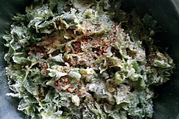 芹菜叶 拌菜的做法图解5