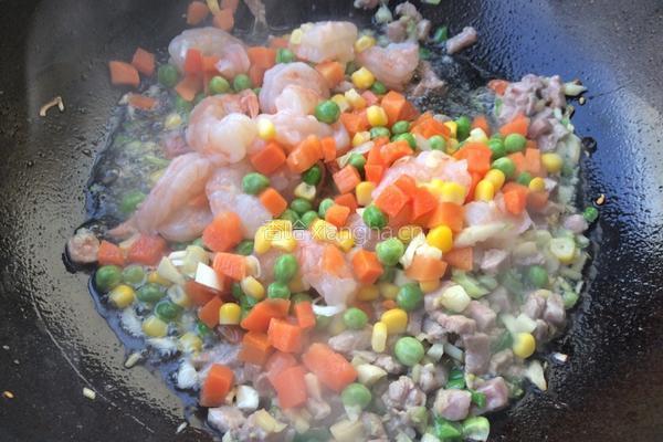 虾仁什锦炖日本豆腐的做法图解12