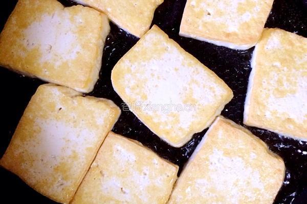 韩式煎豆腐的做法图解2