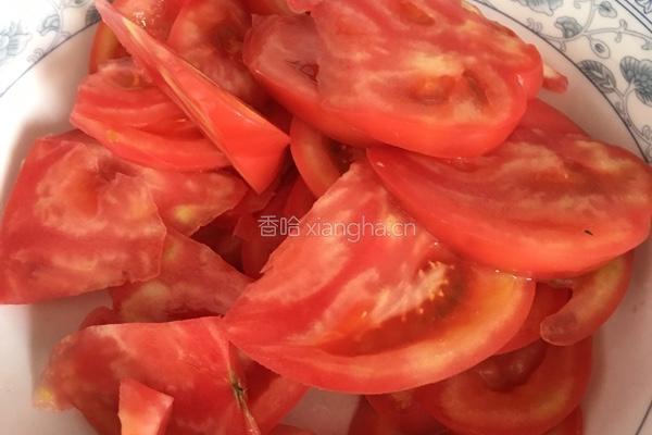 迷迭香西红柿炒鸡蛋的做法图解2