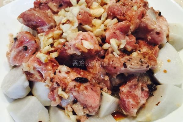 芋头蒸蒜泥豉汁排骨的做法图解3