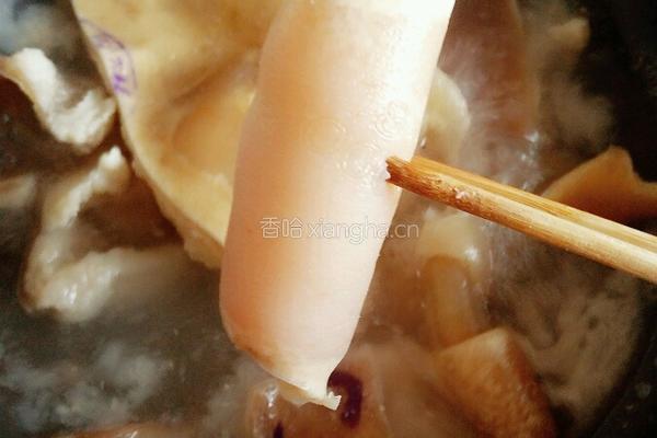 水晶猪皮冻的做法图解3