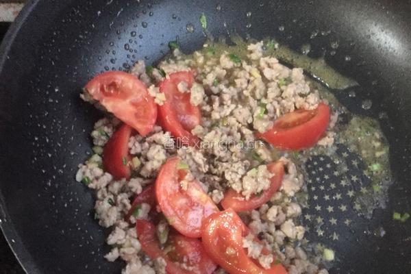 肉沫蚕豆鲜香蝴蝶面的做法图解5