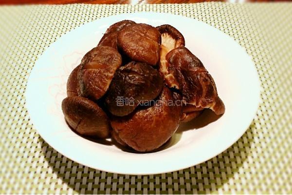 【秘制香菇】的做法图解1