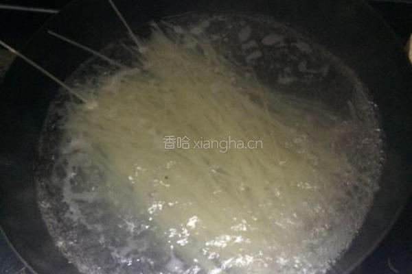 桂林米粉的做法图解2