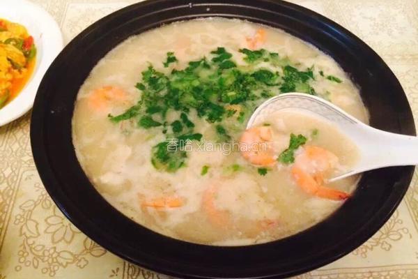 海鲜鱼片粥（美味营养丰富，口感极佳）的做法图解4