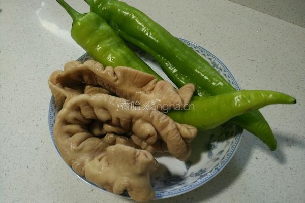 辣炒肥肠的做法图解1