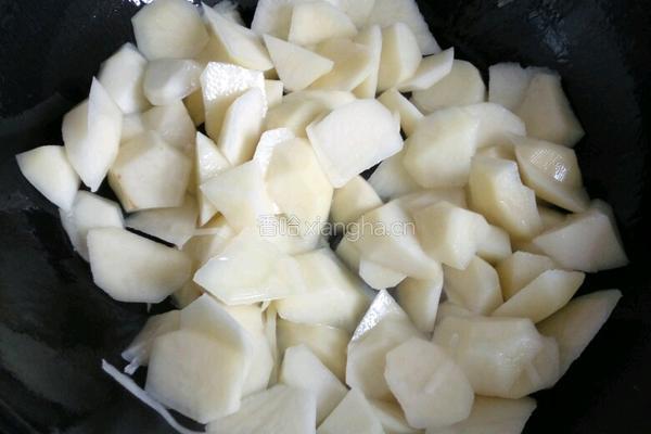 红烧土豆的做法图解3