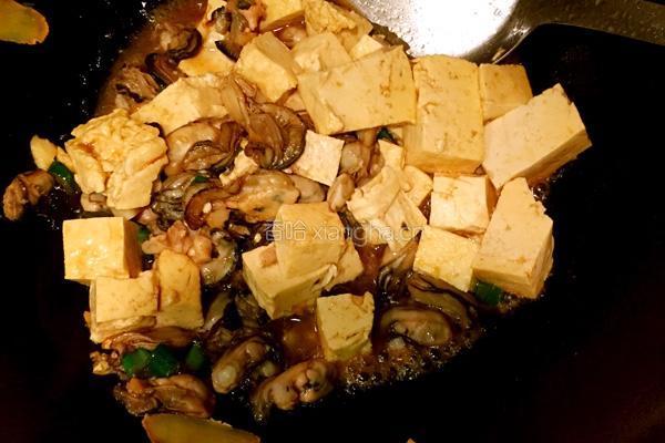 牡蛎炖豆腐的做法图解6
