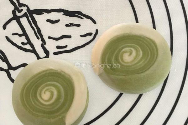 抹茶蛋黄酥的做法图解17