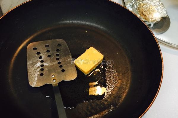 卷心菜炒海瓜子的做法图解3
