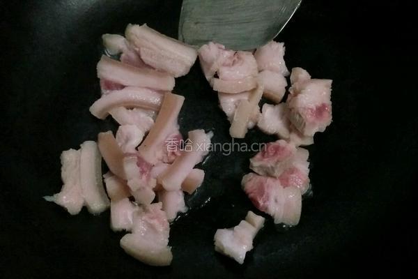 大蒜炒肉的做法图解4
