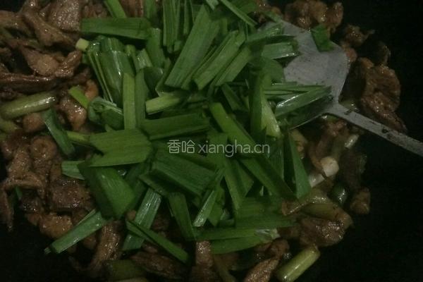 大蒜炒肉的做法图解9