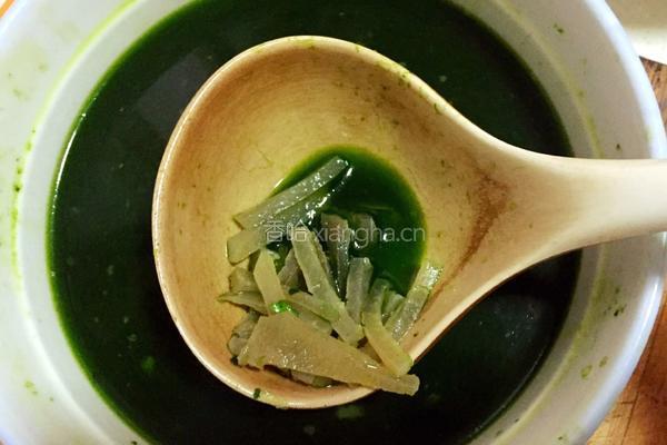 菠菜皮冻的做法图解2