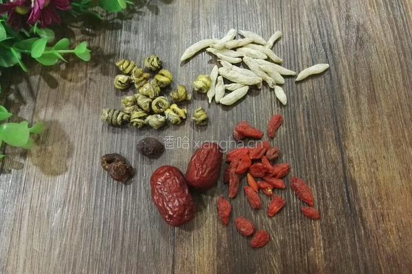 石斛海马鱼翅汤的做法图解5