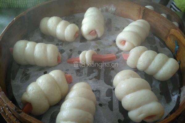 火腿卷馒头的做法图解9