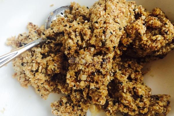 蜂蜜燕麦能量棒的做法图解2