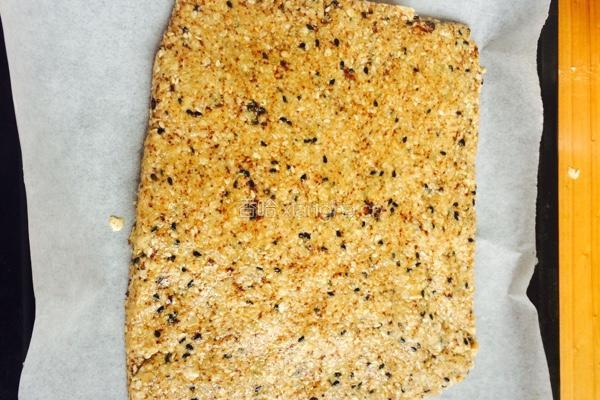 蜂蜜燕麦能量棒的做法图解3