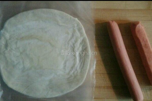 简易Q版香肠卷的做法图解1