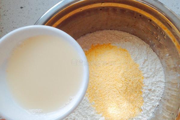 椒盐花卷的做法图解2