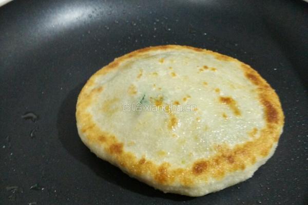 韭菜鸡蛋馅饼的做法图解9
