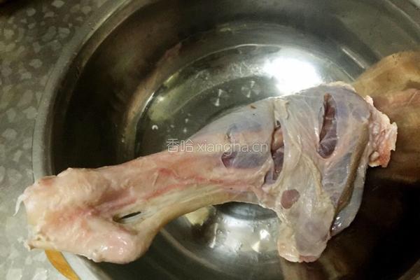 烤羊腿的做法图解1