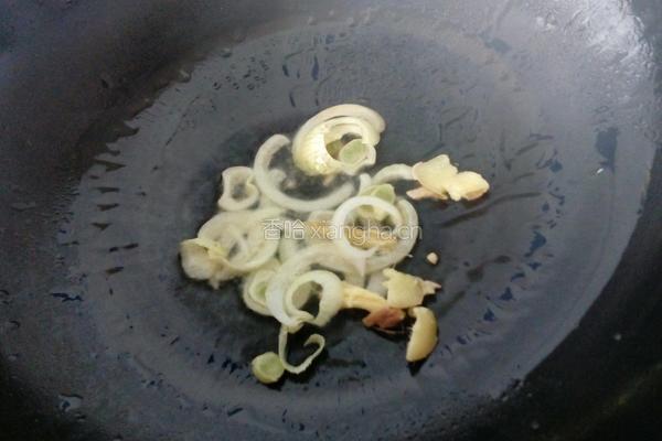 腐竹芹菜炒肉的做法图解2