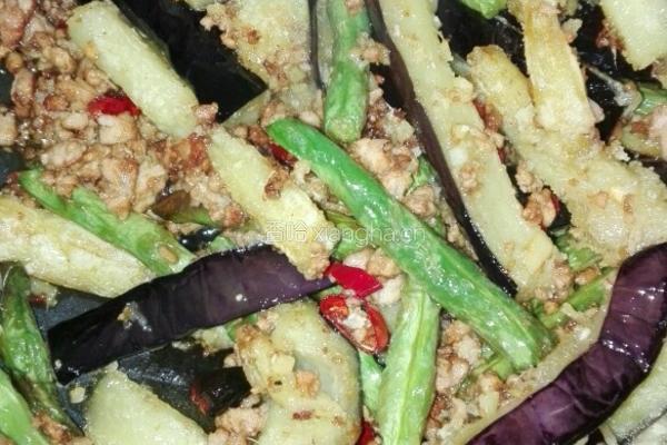 茄子炒豆角的做法图解7