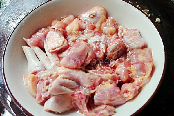 虫草花炒鸡肉的做法图解3