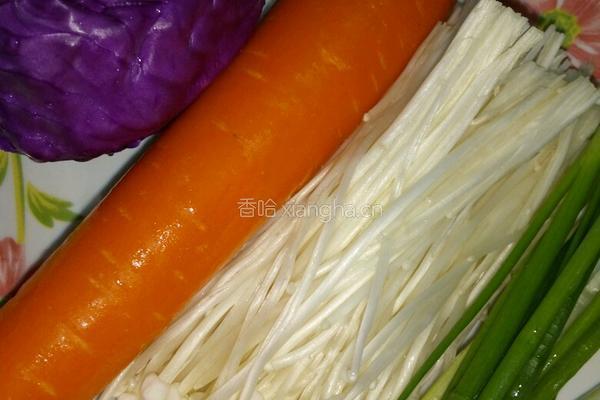金针菇拌凉菜的做法图解1