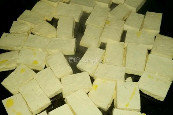 黄闷豆腐的做法图解3