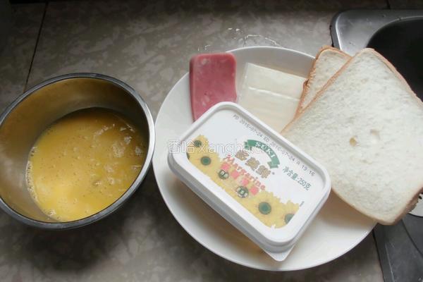 蒙地卡罗三文治的做法图解1