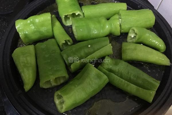 虎皮尖椒的做法图解2