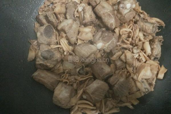 墨鱼干烧排骨的做法图解10