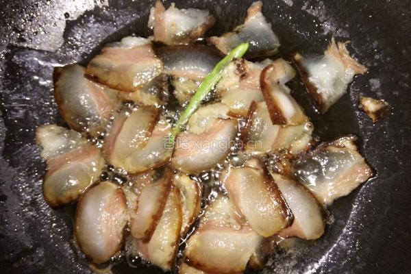 四季豆炒腊肉的做法图解4