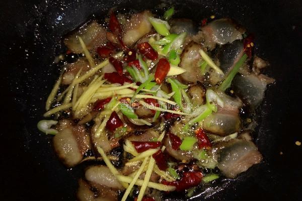 四季豆炒腊肉的做法图解5